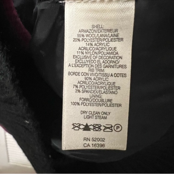 DKNY Coat Size Medium - Picture 11 of 12